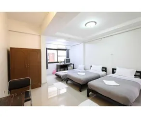 Dancenter Centre Place Hotel - Image 2