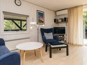 5 person holiday home in Ålbæk - Image 2