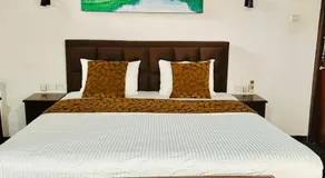 Elegant Hamlets Home Stay - Image 2