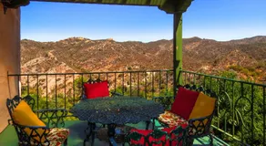 Topanga Canyon Inn Bed and Breakfast - Image 3