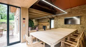 Almalomb Apartman - Image 5