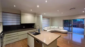 4 Yellow Room - Image 2