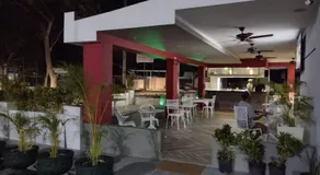 Plaza Coral Hotel - Image 3