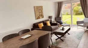 3 Bedroom House sleeps 5, near Ascot, Windor, Bracknell - Image 2