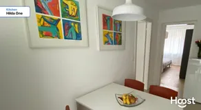 H1 with 4,5 Room, Bathroom, Kitchen, Central, quiet & modern with office - Image 5