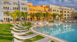 Sunset View, Walk to Pool, Hot Tub, Dining, Shops - Image 3