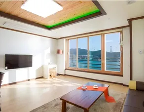 Yeosu Sun Beach Pension - Image 2