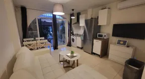 Beach Bungalow Port,free parking - Image 2