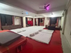 HOTEL ROYAL PALACE - Image 3