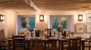 The Three Horseshoes - Image 2