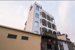Hotel O Townhouse - Image 4