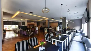 Hotel Diradja - Image 2