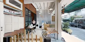 Home & Hashery Boutique House - Image 3