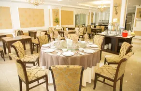 City Bay Palace Hotel - Image 4