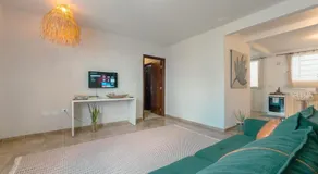 Apartamento amplo e confortável em Maringá - Image 2