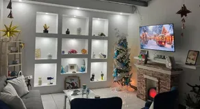 Under Sea Guest House - Image 2