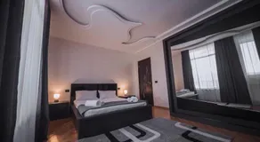 Makos Guest House - Image 2