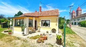 Lady Lavender House - Image 5