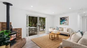 Beautiful Lakeview Retreat, Private Upper Level - Image 2
