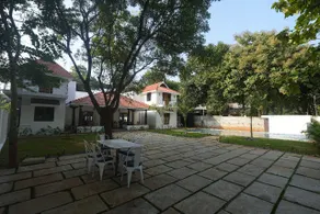 Courtyard Castle Heritage Resort - Private Villa & Rooms - Image 3
