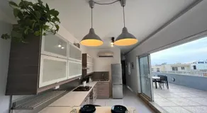 Penthouse with Immense Outdoor Area - Image 4
