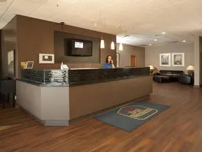 Quality Inn & Suites - Image 5