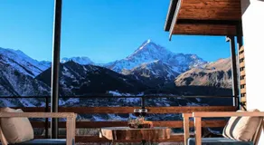 Capra Hotel Kazbegi - Image 2