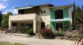 Les Mimosas Apartments - Image 2