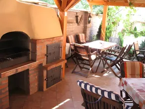 Rozmann Family Panzió & Apartmanhaz - Image 3