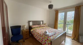 ARI Westhill Queens road lovely Non smoking- No party Workers Apt - Image 5