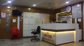Pravin Plaza - Image 4