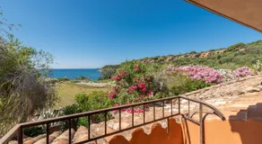 Accu is Prezzus D fronte mare - Image 3
