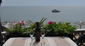 Giannis Maria Apartments - Image 4