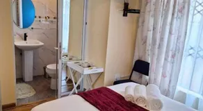 Salisha Bed & Breakfast - Image 5