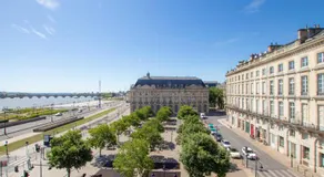 Appartement Luxe avec Climatisation Parking Vue Exeptionnelle - Image 5