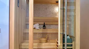 La Depèndance Luxury Rooms - Image 3