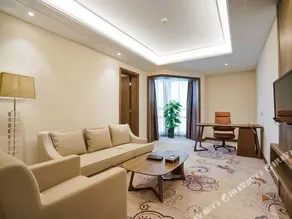 Jinghua Hotel - Image 4