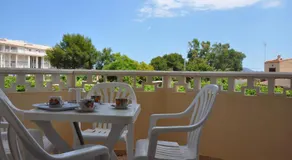 Apartamentos Las Rosas - Image 3