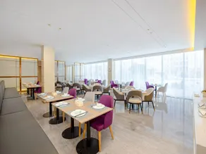 Lavande Hotel Tianjin Wuqing Jingqing Automobile Industrial Park - Image 3