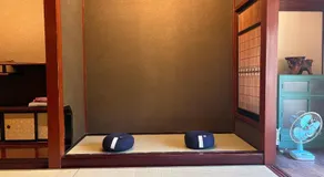 町家ゲストハウスねどことあさげ ナマケモノ Japanese Traditional house Beds and Breakfast Sloth - Image 2