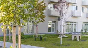 New 2 Bedroom apartment by the airport - FREE PARKING - Image 4