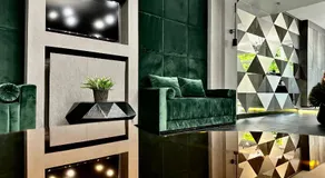 Hotel Central - Image 2