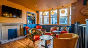 The Crown Hotel - Image 2