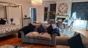 Rainworth Lodge - Image 2