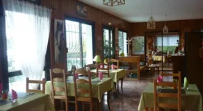 Hotel Restaurant La Chaumiere du Lac - Image 3