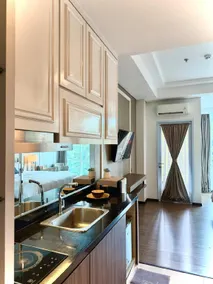 Panbil Residence Apartment with Forest and Lake View - Image 3