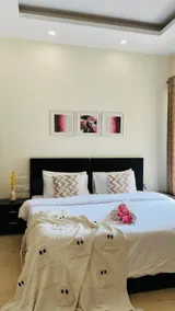 BluO Studio DLF CyberCity - Kitchen, Balcony, Lift - Image 2