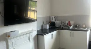 Talbot Guest House - Image 3