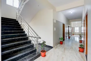 Hotel O by OYO Saptagiri Comforts - Image 3