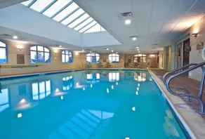 Shilo Inn Suites Hotel - Image 4